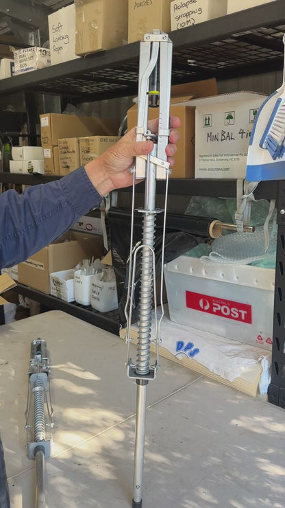 Westergun spring-fired pole injector for livestock